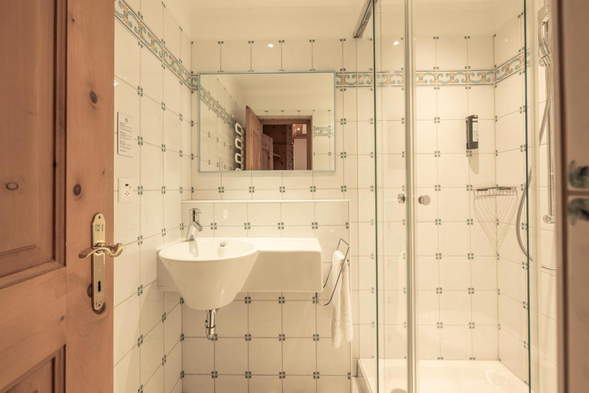Hotel Privata Sils Maria Ngoại thất bức ảnh